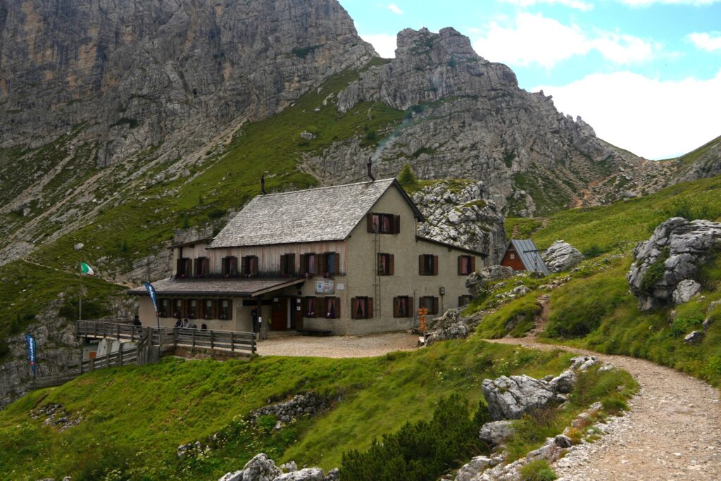 Rifugio Sonino al Coldai